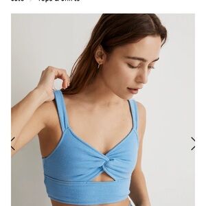 Madewell cut out front knot crop top size S